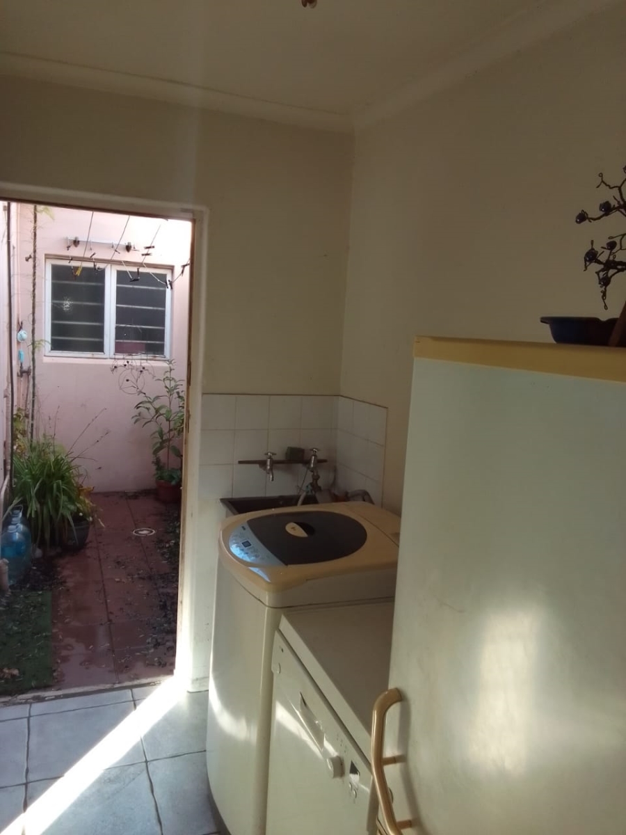 3 Bedroom Property for Sale in Kenilworth Western Cape